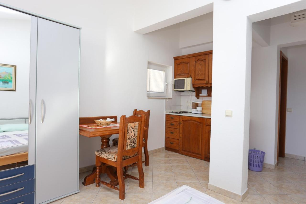 Apartments With A Parking Space Stanici, Omis - 2818 Tice Luaran gambar
