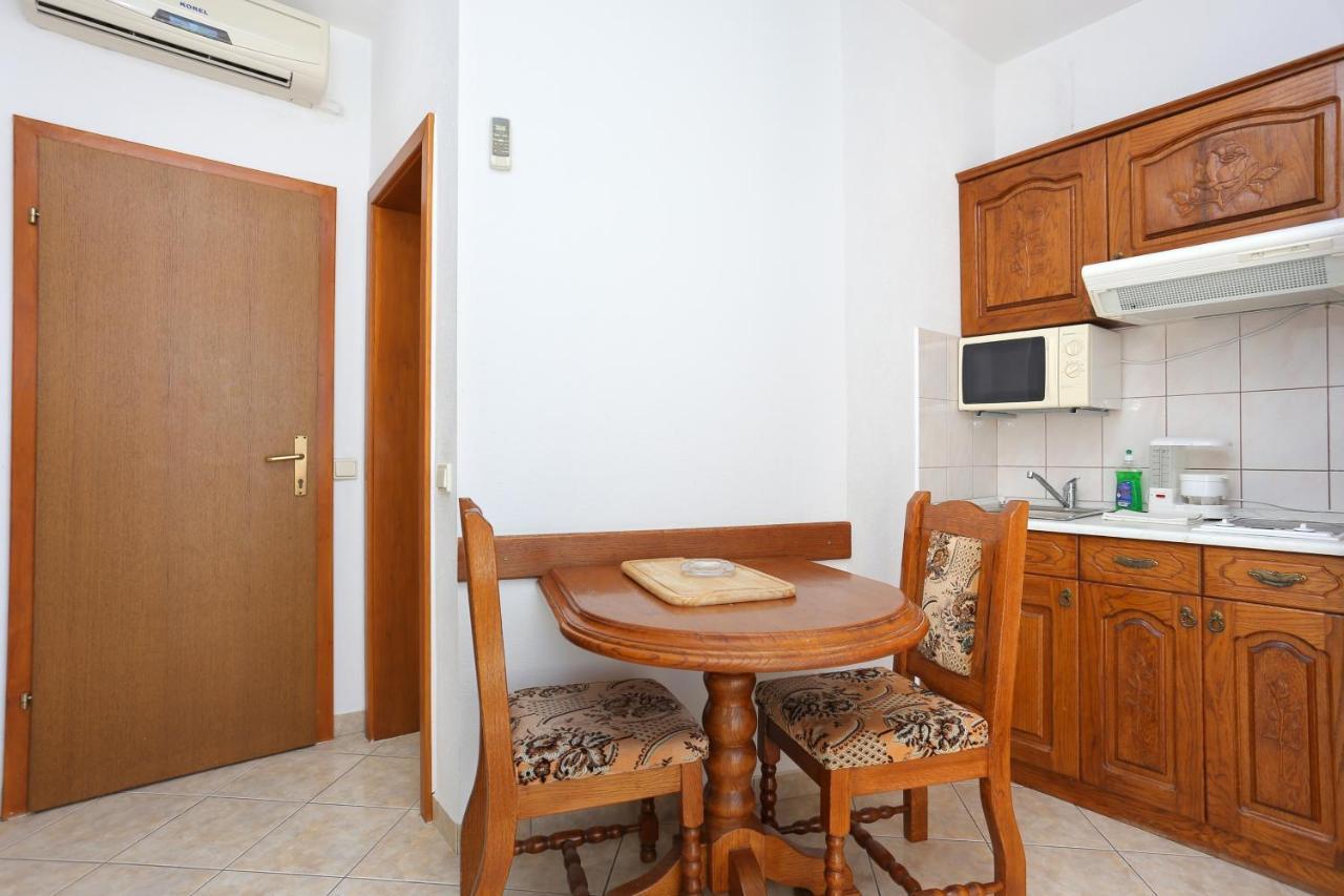 Apartments With A Parking Space Stanici, Omis - 2818 Tice Luaran gambar